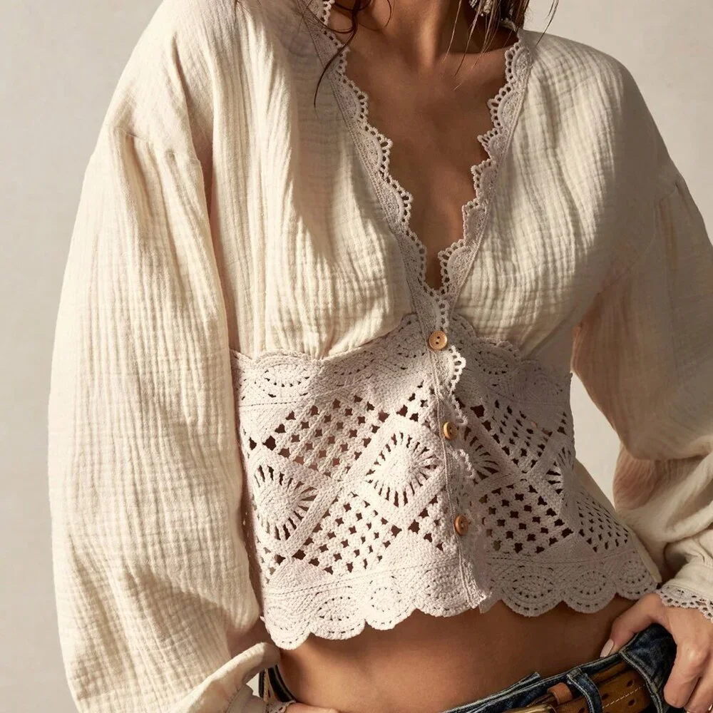 Apricot Casual Women's Woven Patchwork Floral Lace V-Neck Lantern Sleeve Blouse